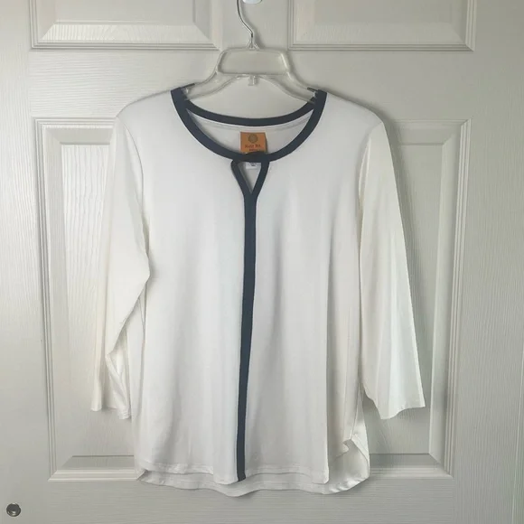 Ruby Rd. Top - Picture 1 of 4